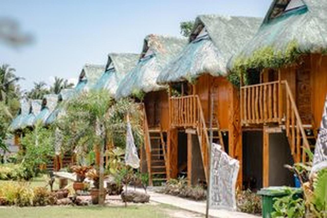 Your Brothers House Tribal Village Legazpi Exterior foto